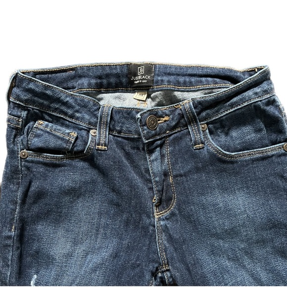 JUST BLACK DENIM DARK WASH DISTRESSED MID RISE SKINNY JEANS SIZE 25 - Picture 4 of 12